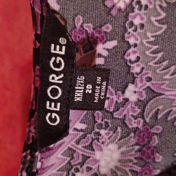 Women's 20 George dress - Picture 3 of 3